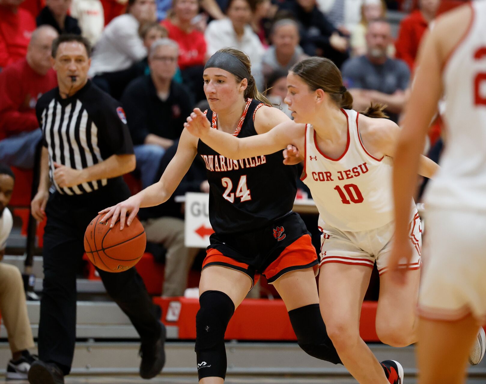 Visitation Christmas Tournament, first round: Edwardsville v. Cor Jesu